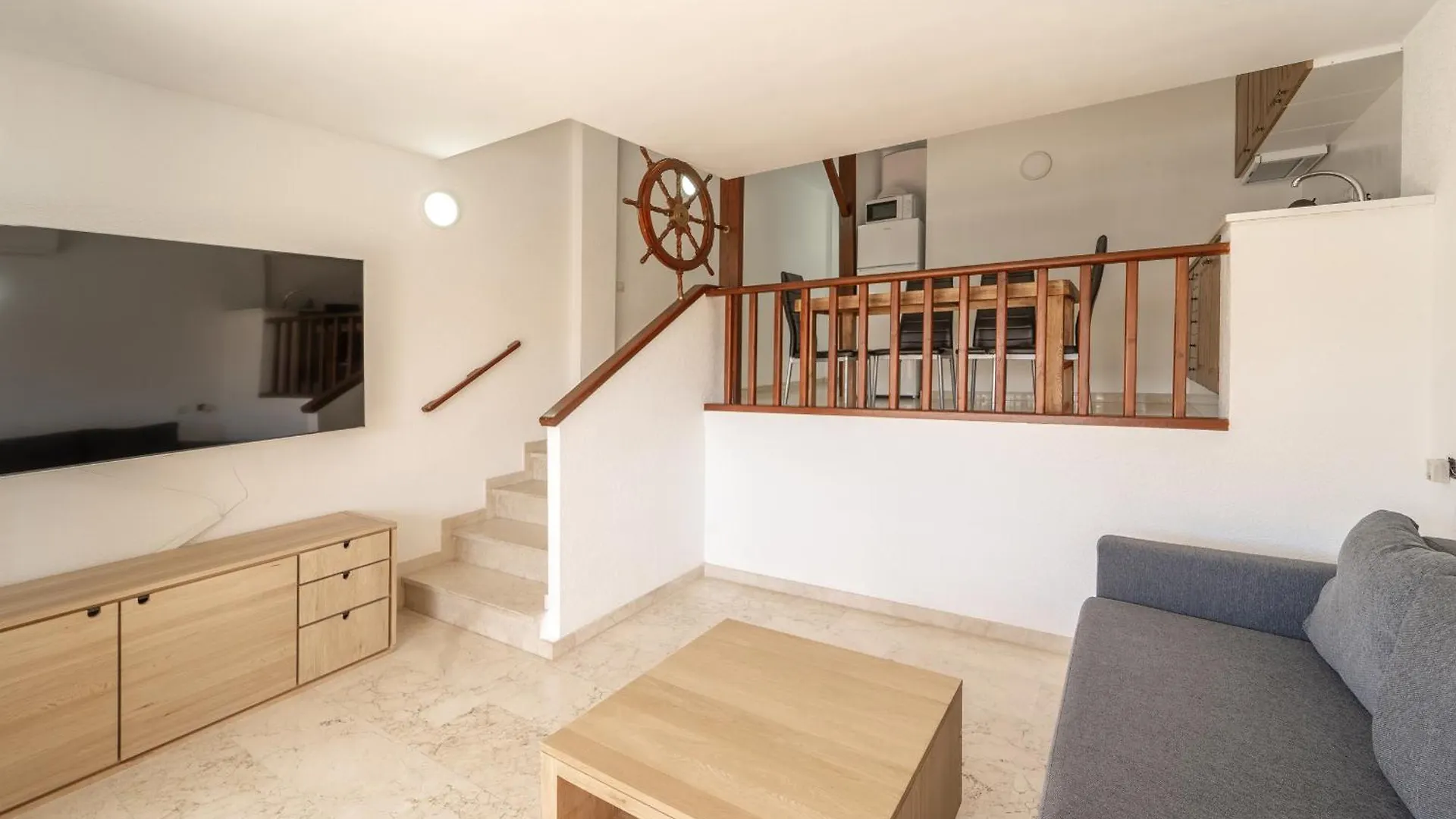 Lägenhet Welcs Apartamento 145 Emp Con Vistas Al Canal Empuriabrava Spanien