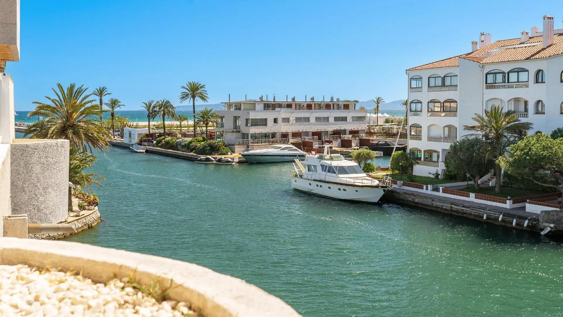 Welcs Apartamento 145 Emp Con Vistas Al Canal Empuriabrava