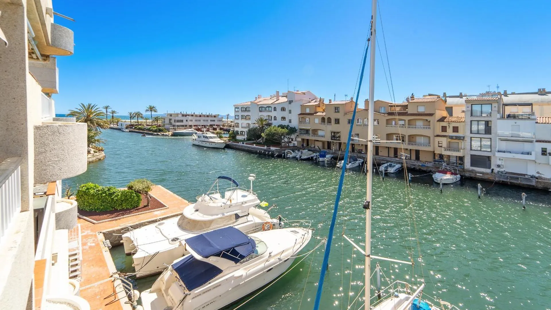 Welcs Apartamento 145 Emp Con Vistas Al Canal Empuriabrava 0*,