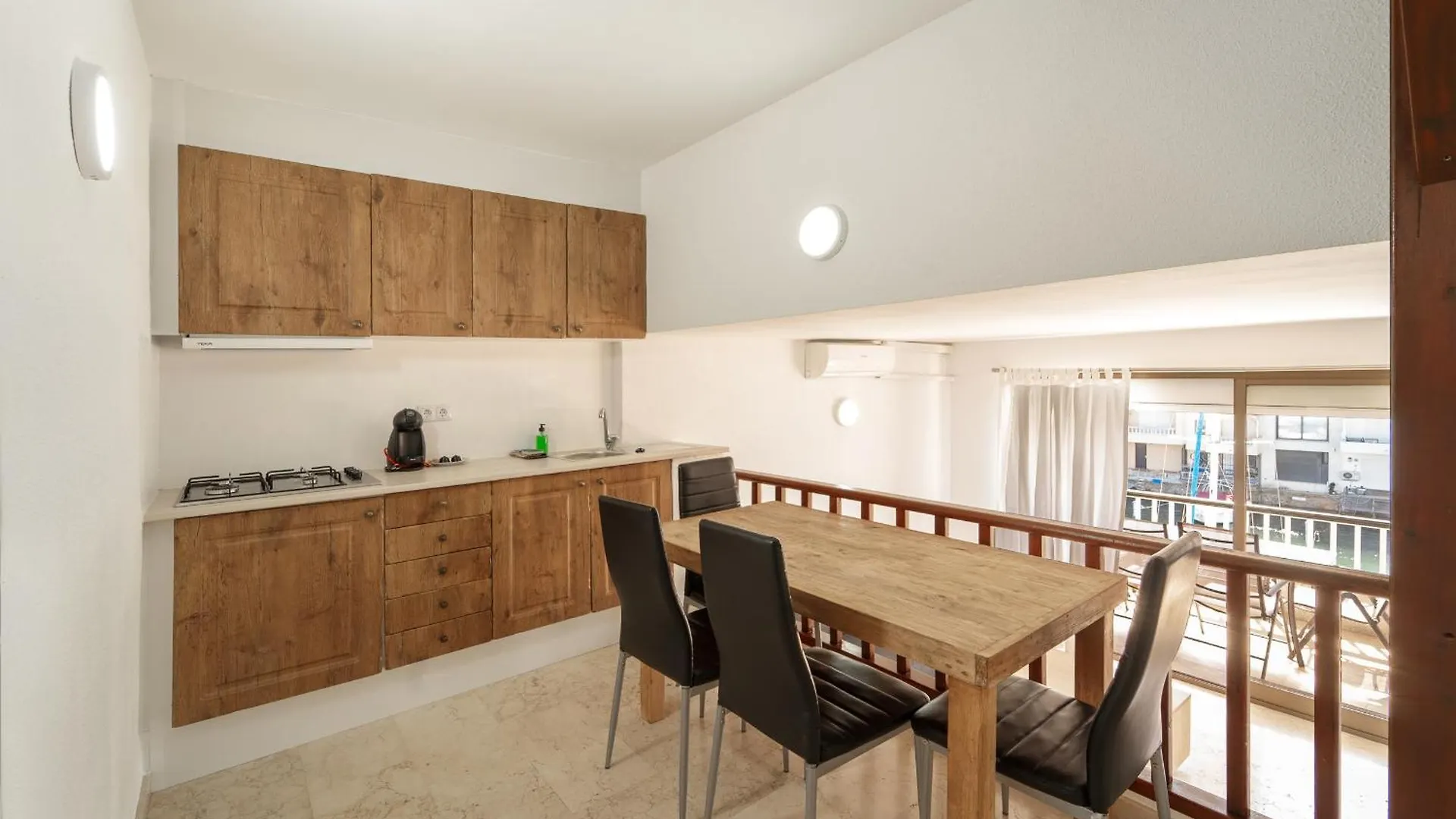 Welcs Apartamento 145 Emp Con Vistas Al Canal Empuriabrava